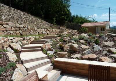 escalier-pierre-et-bois